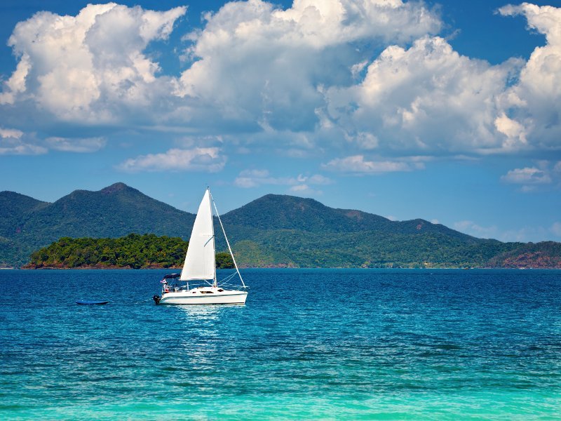 Find the Right Boat in Phuket: A Step-by-Step Guide to Renting the Perfect Vessel
